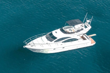 Verhuur Motorboot Azimut Azimut 42 Flybridge Agia Napa