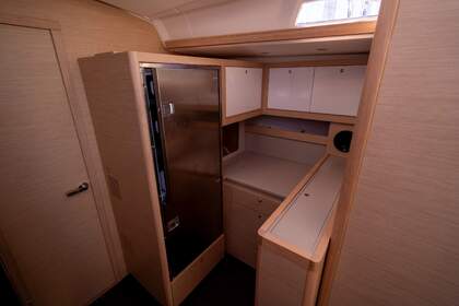 Verhuur Zeilboot Dufour Yachts Dufour 530 Smart Electric - 5 + 1 cab. Saint-Mandrier-sur-Mer