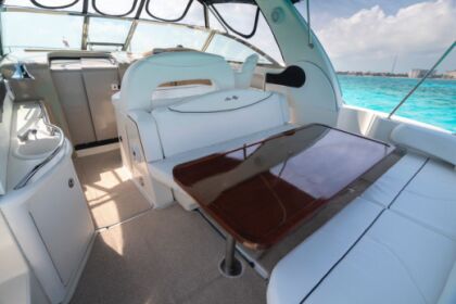 Searay Yacht to rent