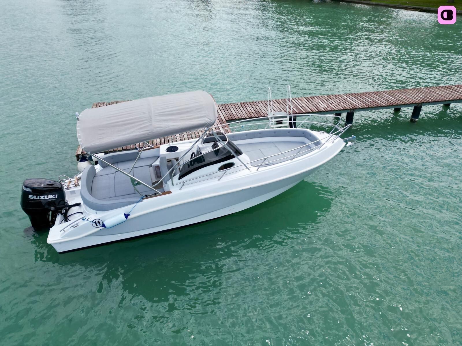 Bateau à moteur Marinello EDEN 26 250cv