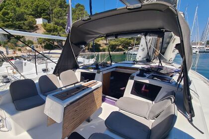 Hyra båt Segelbåt Dufour Yachts Dufour 37 - 3 cab. Zaton