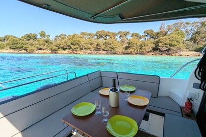 Verhuur Motorboot Jeanneau Merry Fischer 1095 Cannes