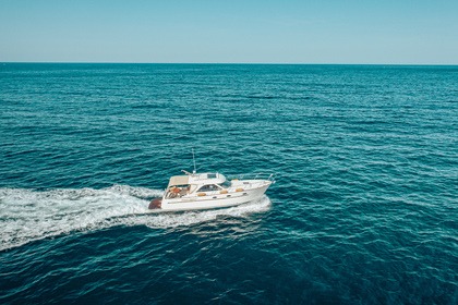 Location Yacht à moteur Acm Arcoa Mystic 39 Saint-Cyr-sur-Mer