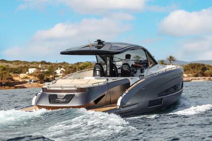 Stupenda barca in ibiza con sea bob incluso