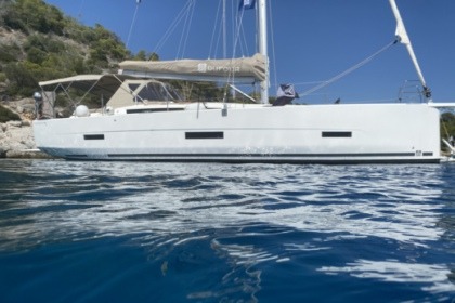 Charter Sailboat Dufour Dufour 430 Grand Large Athens