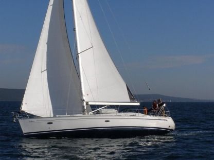 Charter Sailboat Bavaria 40 Holiday Agropoli