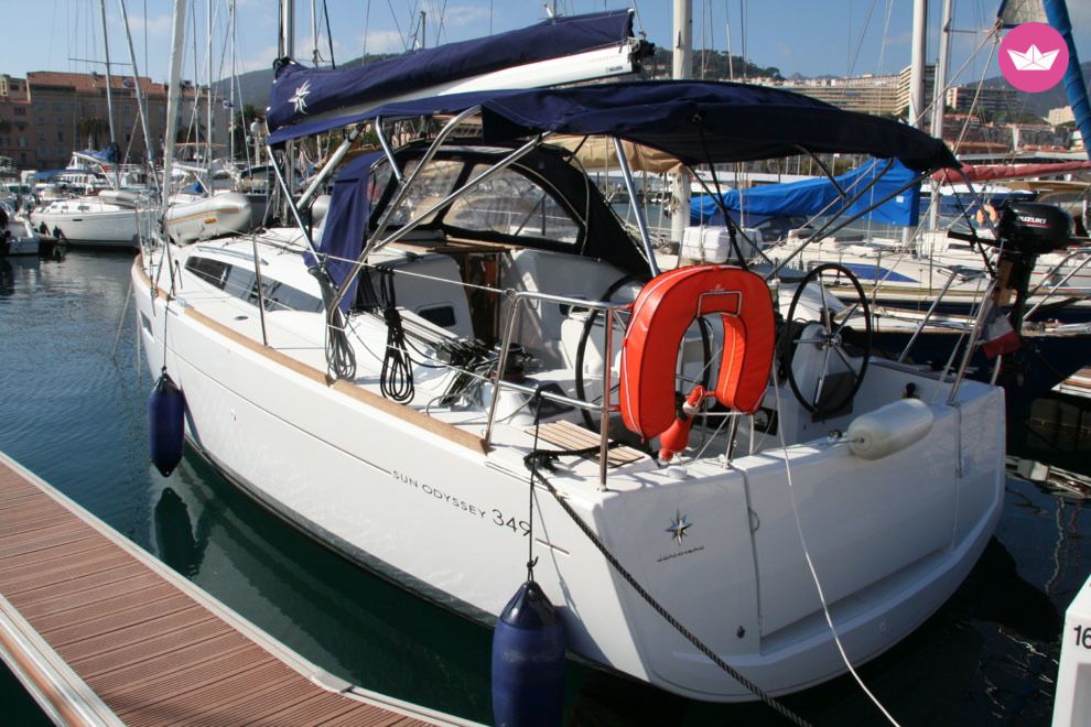 Jeanneau Sun Odyssey 349 in Ajaccio for hire