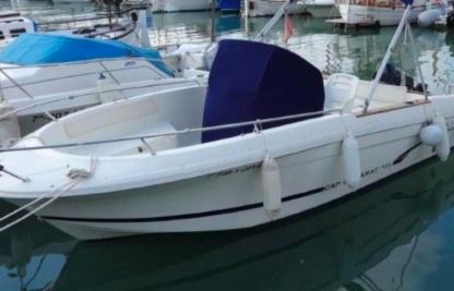 Alquiler Lancha Jeanneau Cap Camarat 625 Marsella