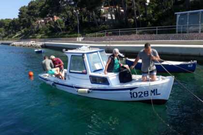 Charter Motorboat Pasara 5.6 Mali Losinj