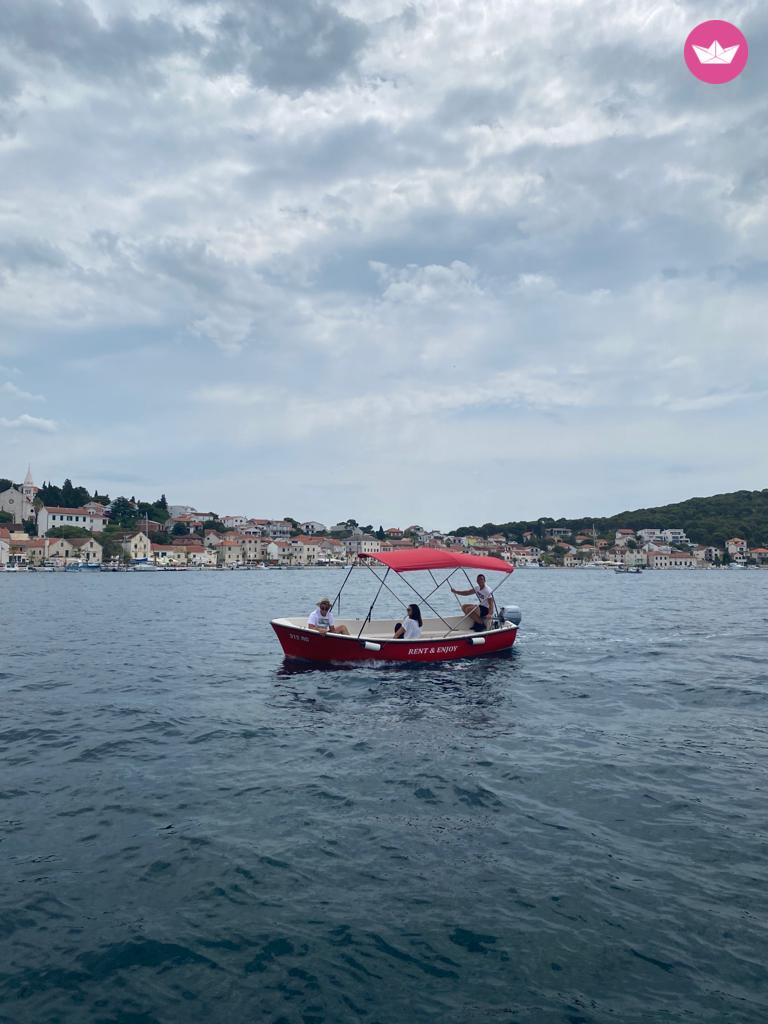 Bateau à moteur Pasara Lajbot 8cv 3