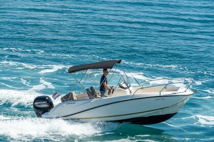 Rental Motorboat Quicksilver 605 Activ Open Split