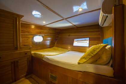 “Private Gulet Charter with 10 Cabins for 20 Guests – Space, Comfort & Elegance”