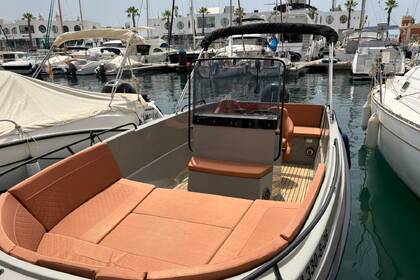 Verhuur Motorboot GIANT 600 sport Alicante