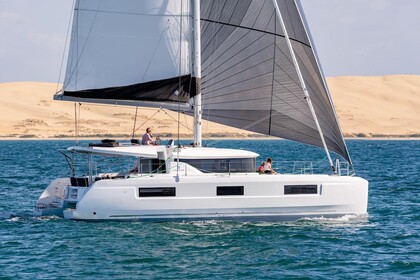 Hire Catamaran  Lagoon 46 Marigot