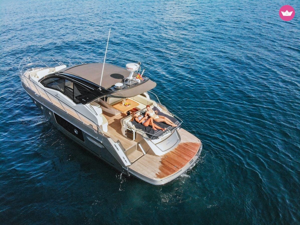 Bateau à moteur ITALY CRANCHI 44 M 800cv 3