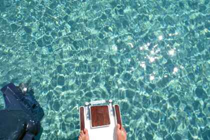 Skippered tours with Atlantic Marine Suncruiser 690