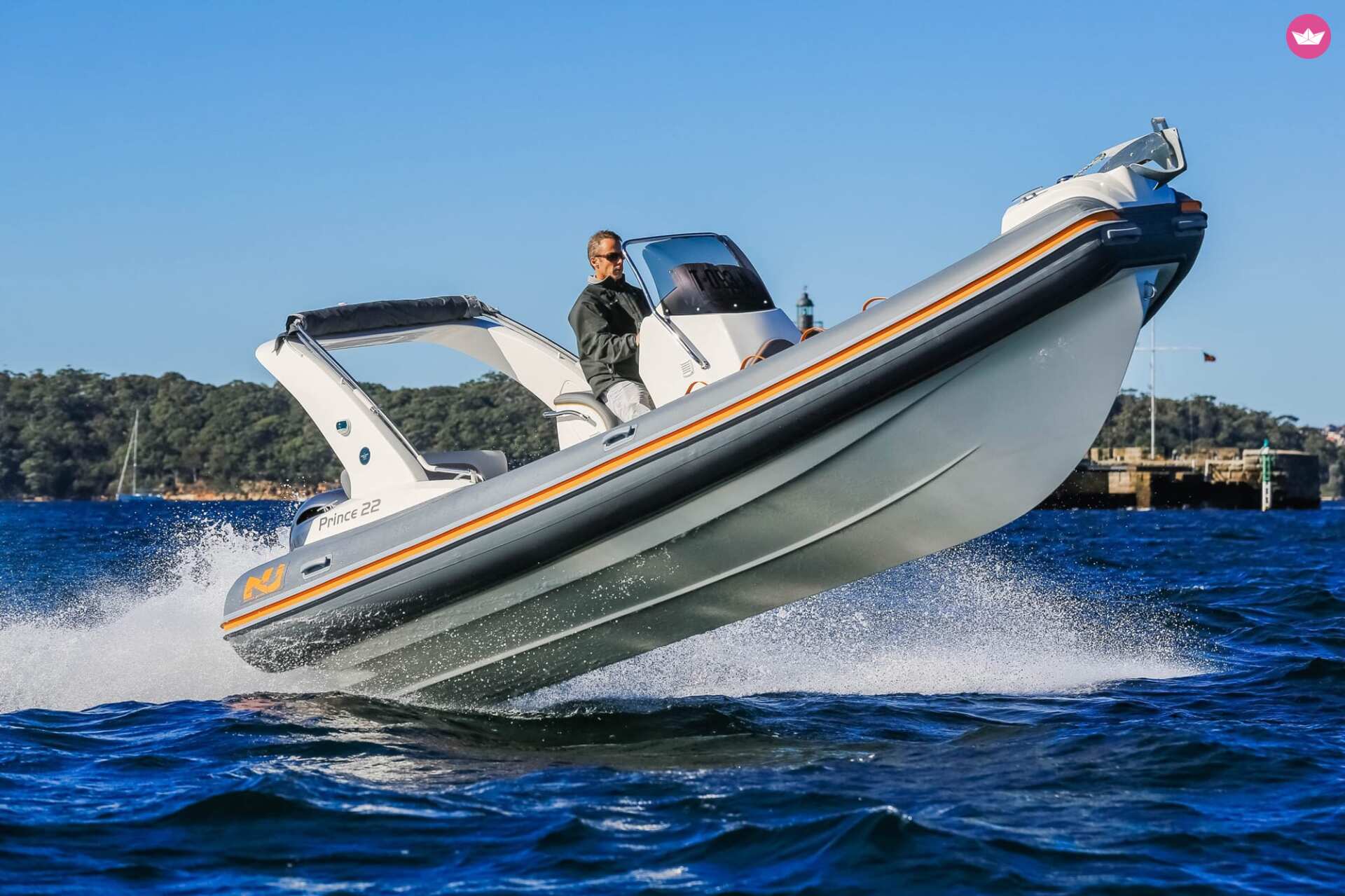 Bateau à moteur NUOVA JOLLY PRINCE 22 200cv 3