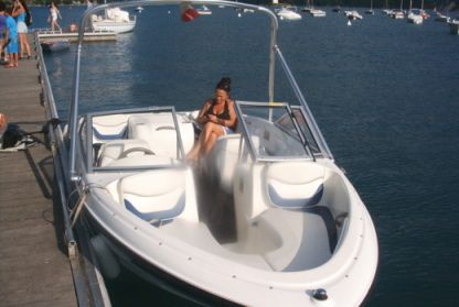 Location Bateau à moteur Bayliner Br 175 Bowrider Chorges