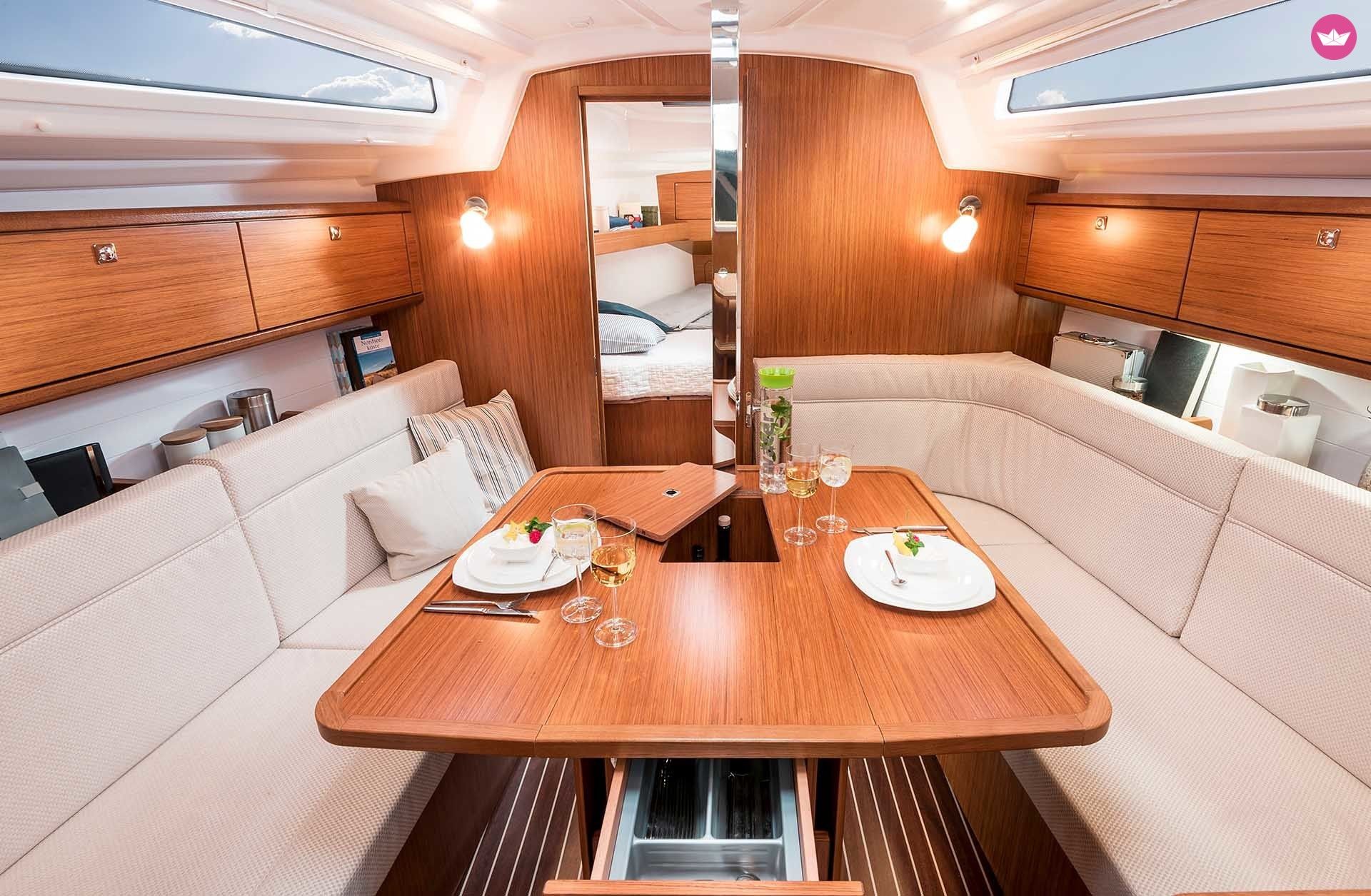 Charter Sailboat Bavaria 34 Cruiser Barcelona