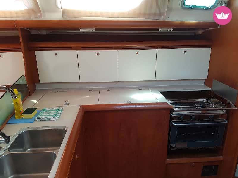 Rental Sailboat Jeanneau Sun Odyssey 43 Herceg Novi