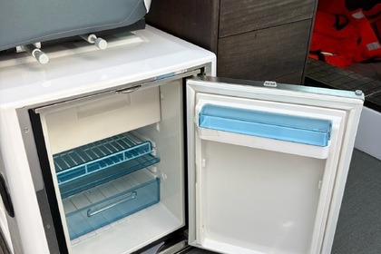 Axopar 37 XC Cross Cabin