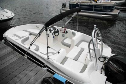 Noleggio Barca a motore Bayliner 180 Element Alicante