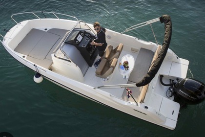 Location Bateau à moteur Quicksilver Activ 675 Open Châteauneuf-les-Martigues