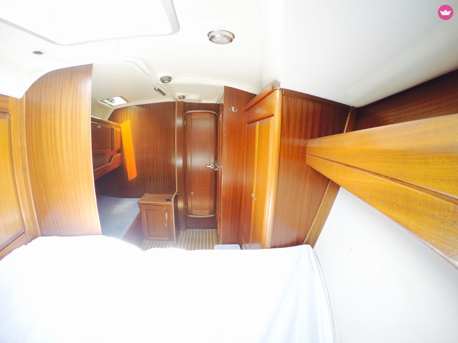 Sailboat Bavaria 42 Cruiser  