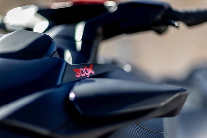 Seadoo RXT 300 X-RS "Blood & Carbon"
