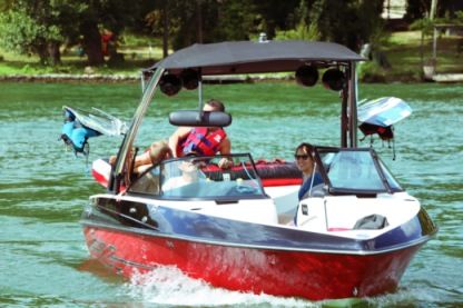 Location Bateau à moteur Malibu V Ride 21 Saint-Fargeau-Ponthierry