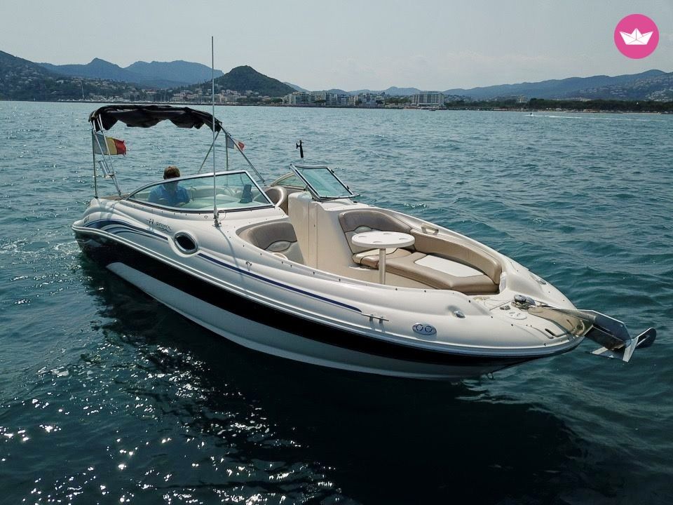Bateau à moteur Sea Ray 240 Sundeck 320cv 3