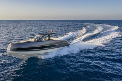 Location Bateau à moteur INVICTUS TT 460 Beaulieu-sur-Mer