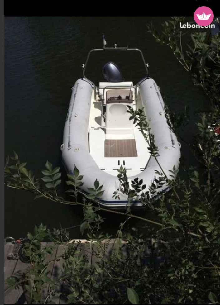 Location semi-rigide à Hyères de particuliers et professionnels