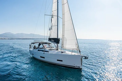 Hire Sailboat Dufour Dufour 390 Kos