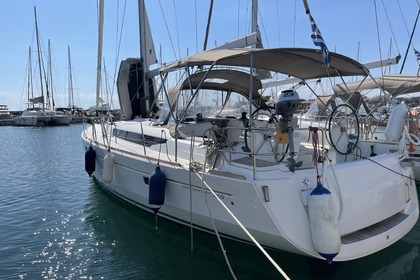 Hire Sailboat JEANNEAU Sun Odysses 469 Alimos