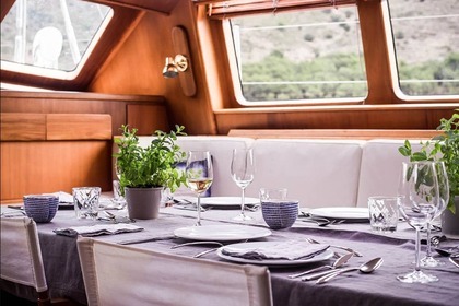 , charters tripulados en Costa Brava