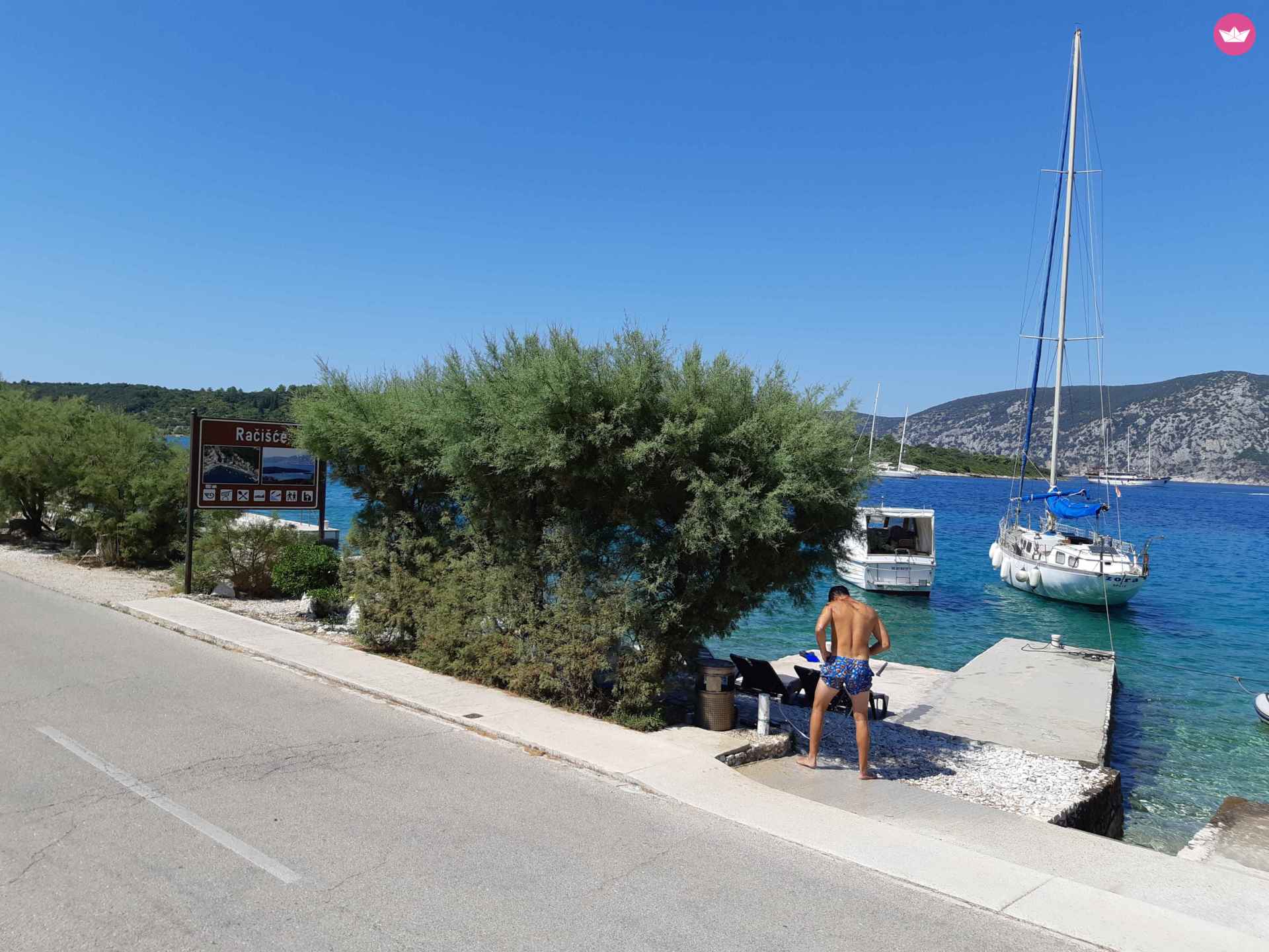 Charter Sailboat Split Kutter Split