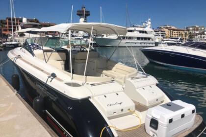 Luxurious Chris-Craft 34