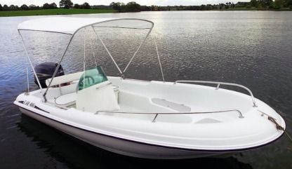 Charter Motorboat Rigiflex Cap 400 Issoudun