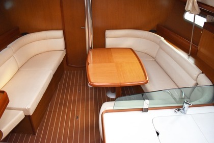 velero Jeanneau Sun Odyssey 42i en Barcelona