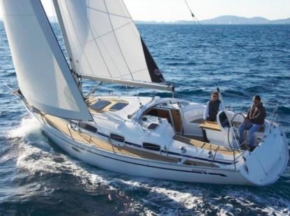 Charter Sailboat Bavaria Bavaria 38 Athens