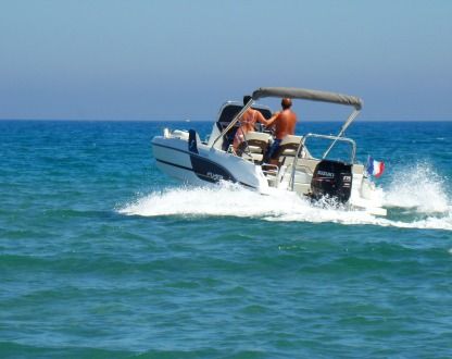 Location Bateau à moteur Beneteau Flyer Sun Deck Le Barcarès
