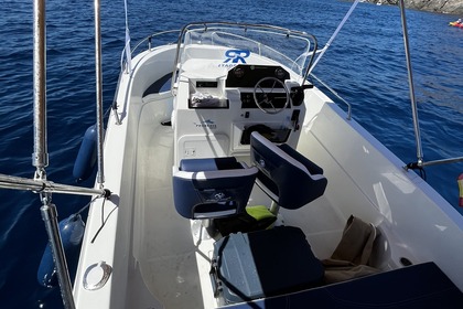 Location Bateau à moteur Pacific Craft Open 545 Roses