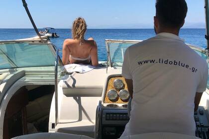 Rent a skippered cruise with Petronikolas motorboat