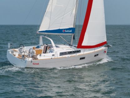 Charter Sailboat Sunsail 38 Tropea