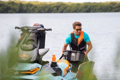 Alquiler Moto de agua Seadoo Wake Pro 230 Cv Ibiza