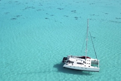 Charter Catamaran Nautitech 47 Bora Bora