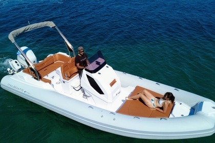 Hyra båt RIB-båt Predator 750 Korfu