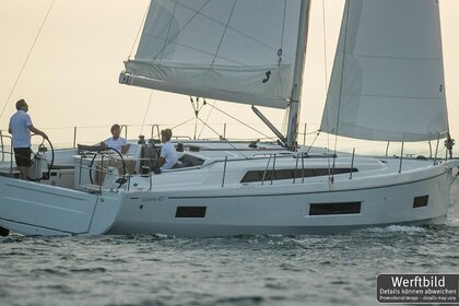 Noleggio Barca a vela Bénéteau Oceanis 40.1 - 3 cab. Veglia