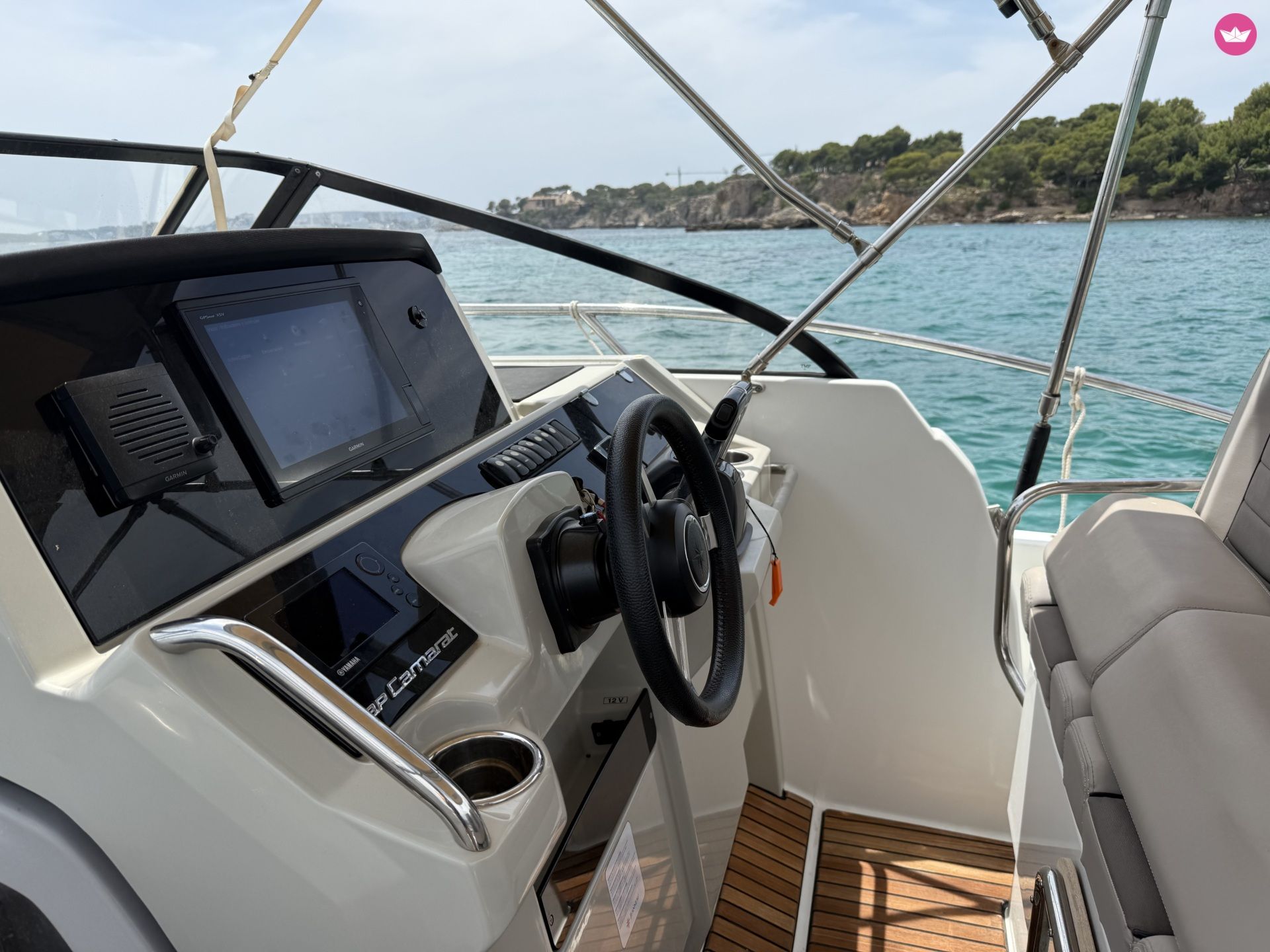 Bateau à moteur Jeanneau Cap Camarat 10.5 Wa 600cv 8